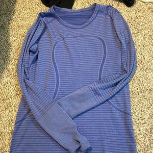 lululemon blue long sleeve size 10